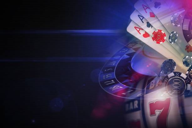 Slot games including Aviator, Sweet Bonanza, and Fortune Tiger on gol88